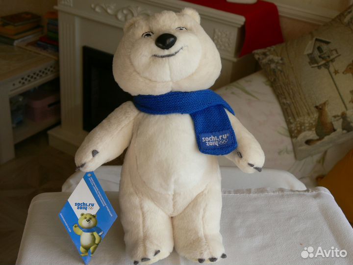 Сувенирный мишка Олимпийский