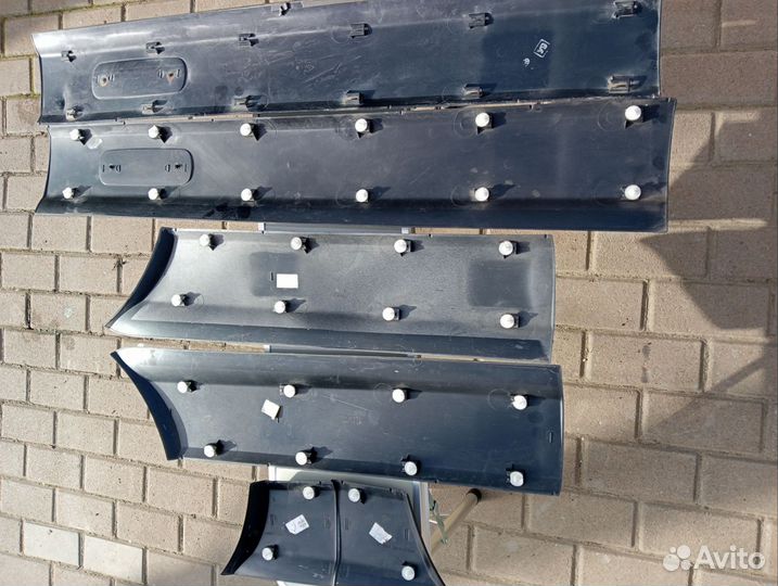Накладки на двери и крылья Нива Шевроле 2123 бу