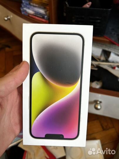 Коробка iPhone 13