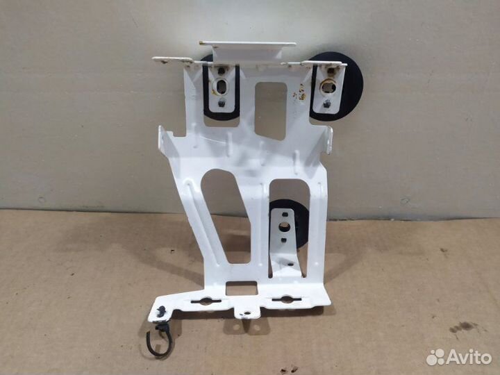 Кронштейн Ford Focus 3 седан 1.6