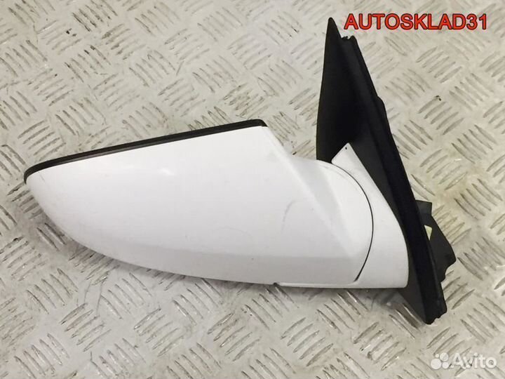 Зеркало правое Opel Omega B 90492214 рестайлинг