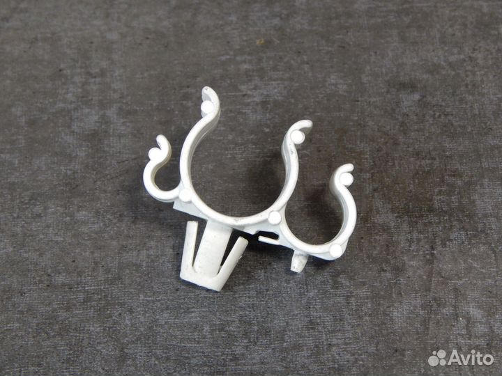 Держатель шлангов для стиральных машин