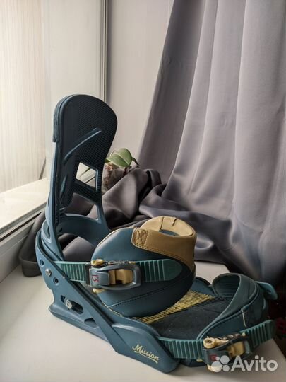 Крепления для сноуборда Burton