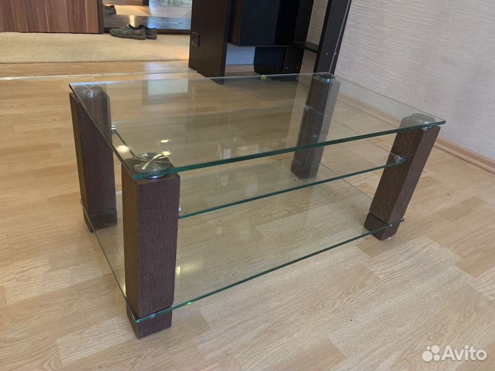 Стеклянная тумба