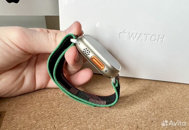 Apple Watch Ultra 2 49mm + Trail. C Loop