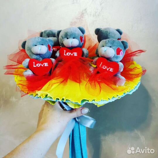 Букетики из игрушек