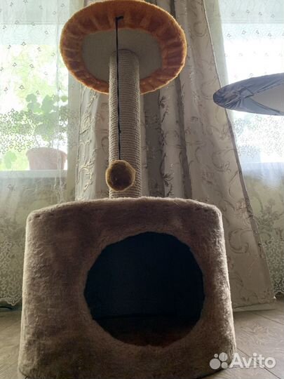 Домик для кошки с когтеточкой