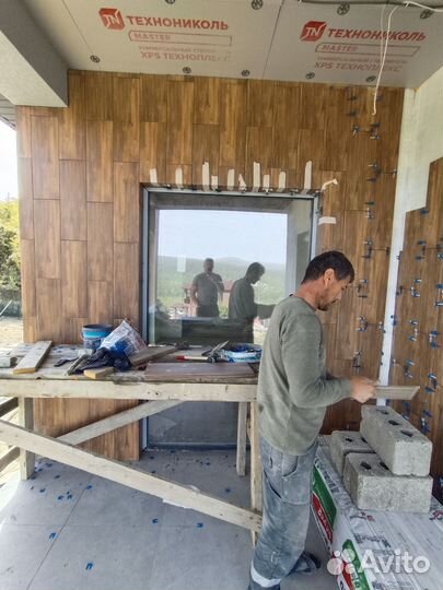 Бригада строителей