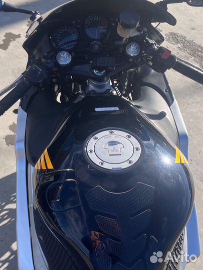Honda CBR600F4