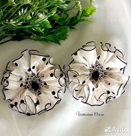 Школьные бантики ручной работы