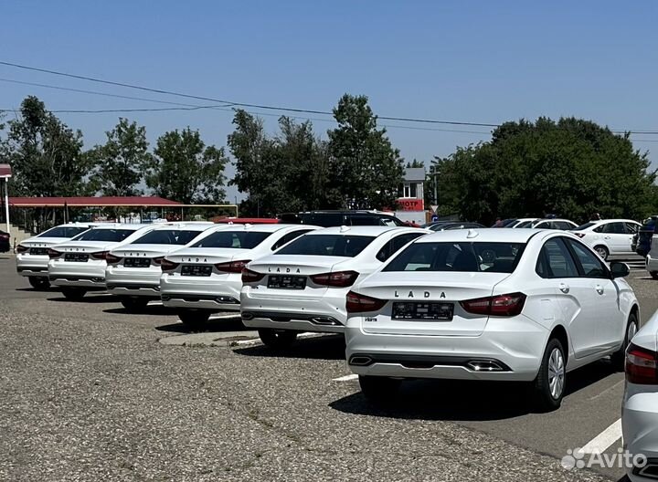 Аренда авто под такси комфорт 2024г