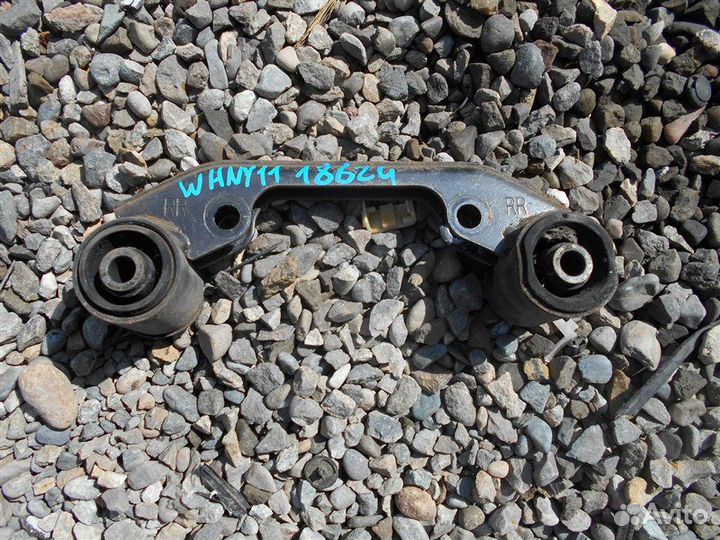 Крепление редуктора Nissan Wingroad whny11 QG18DE