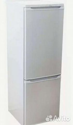 Холодильник новый Бирюса 118, белый