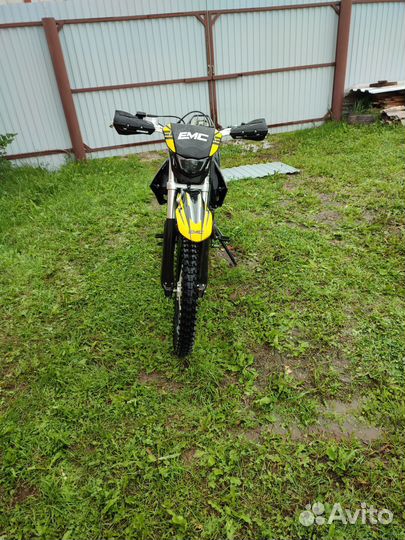 Мотоцикл JHL MX300 Pro