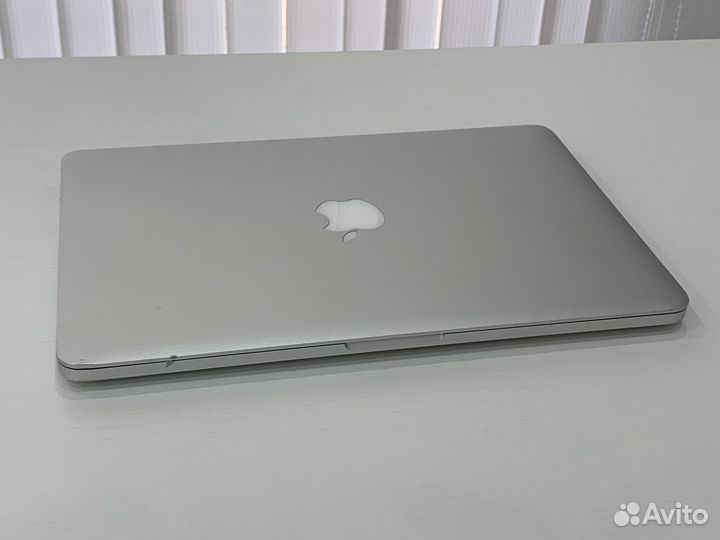 MacBook Pro 13 Retina i5/8/256 Гб + Photoshop