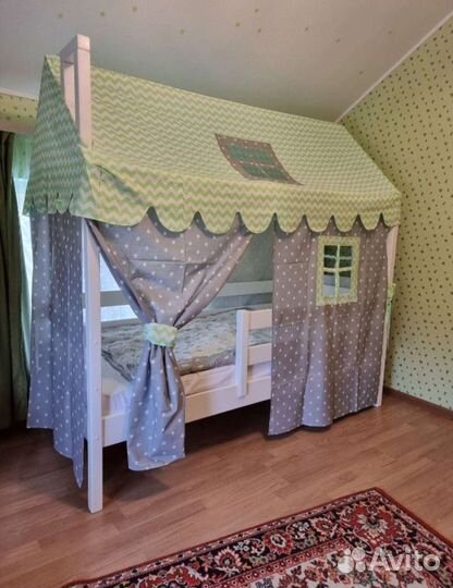 Текстиль на кроватку домик