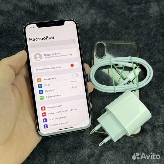 iPhone Xs, 64 ГБ