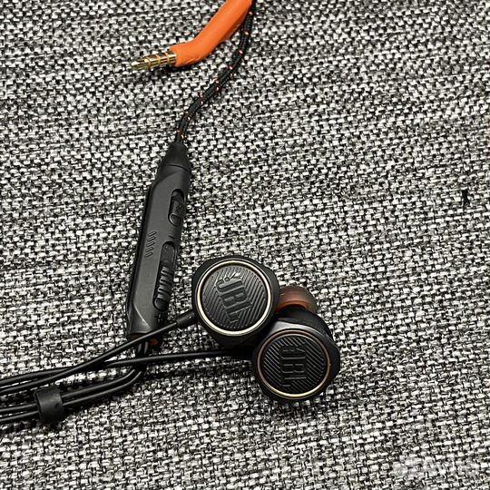 Проводные наушники JBL quantum50 чёрные