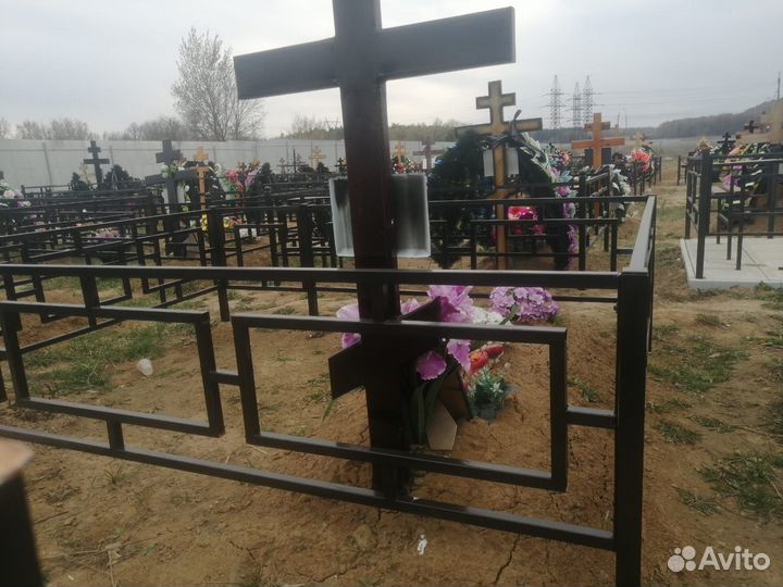 Оградки на могилу за погонный метр
