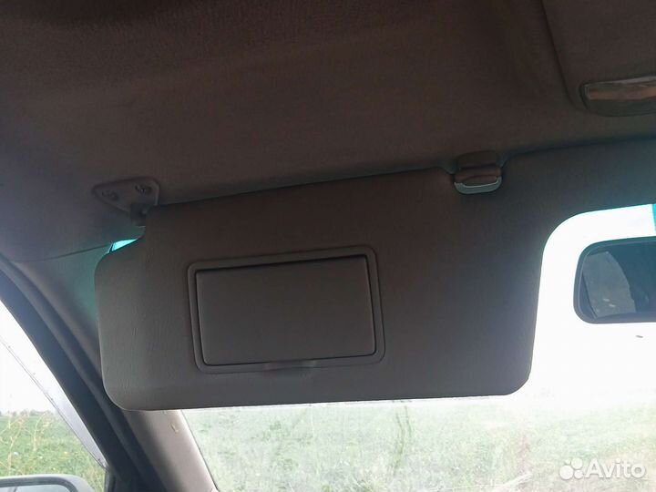 Козырьки Nissan Primera P11