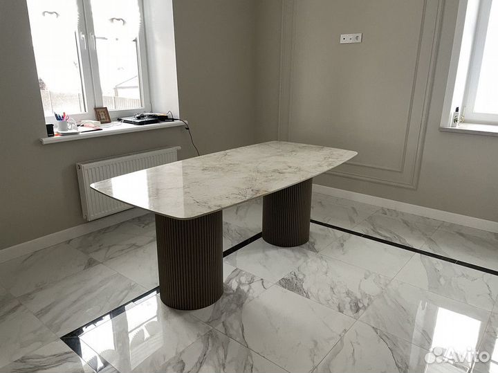 Стол на заказ из керамогранита