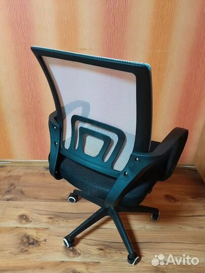 Компьютерное кресло