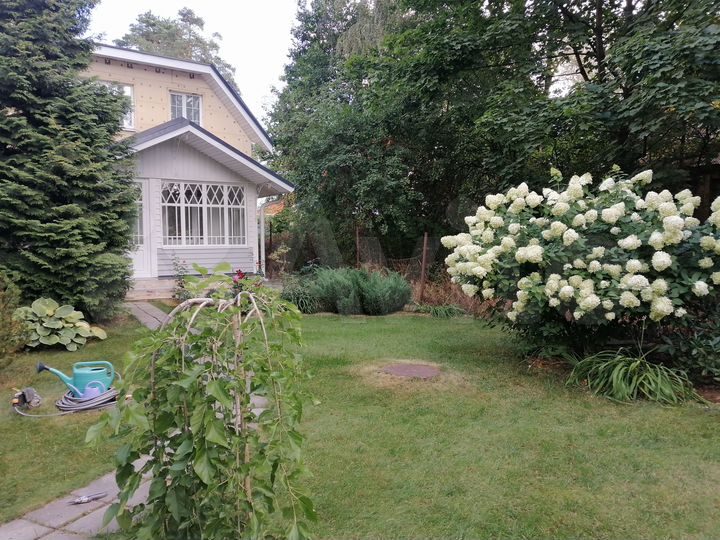 Дом 121 м² на участке 5,7 сот.