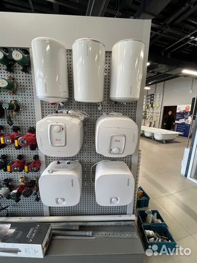 Водонагреватели со склада. Водонагреватель новый