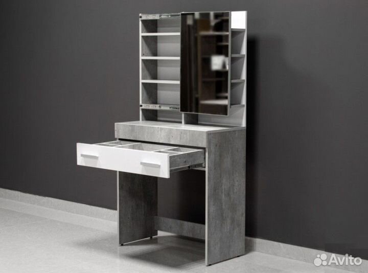 Туалетный столик с зеркалом Инстайл