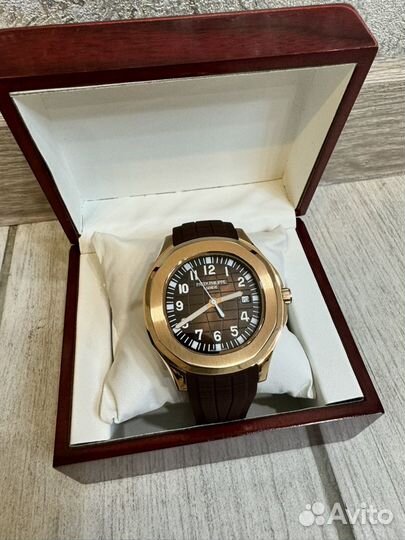 Наручные часы Patek Philippe Nautilus