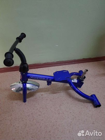 Детский трехколесный велосипед