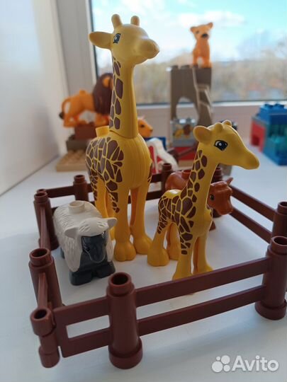 Lego duplo зоопарк +малыши