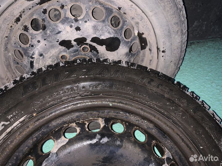 Bridgestone Blizzak Revo GZ 205/55 R16 91S