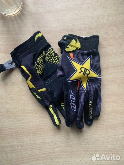 Перчатки для мотоцикла