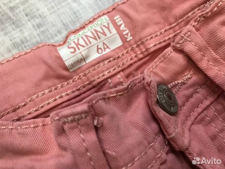 Джинсы для девочки kiabi