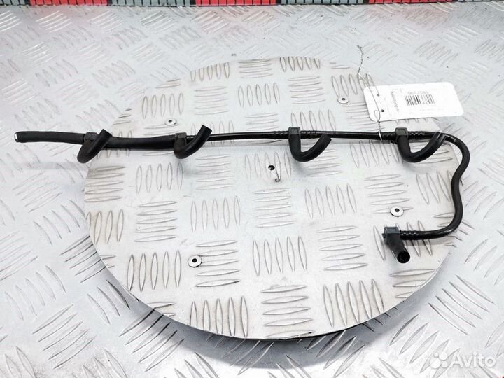 Трубка обратки форсунок Renault Modus 2006