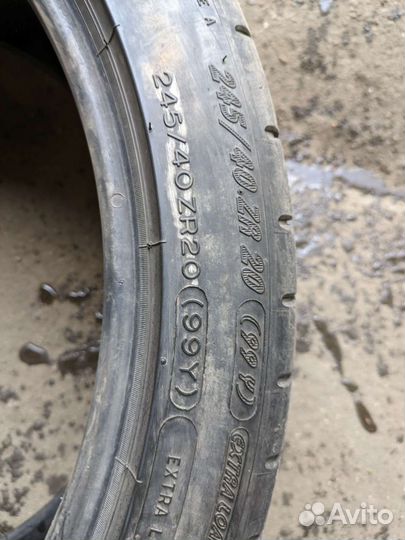 Michelin Pilot Super Sport 245/40 R20