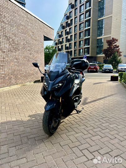Yamaha T Max Tech Akrapovic