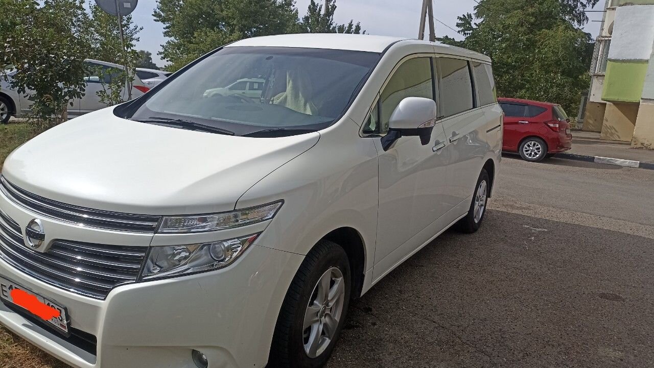 Nissan Elgrand: фото владельца