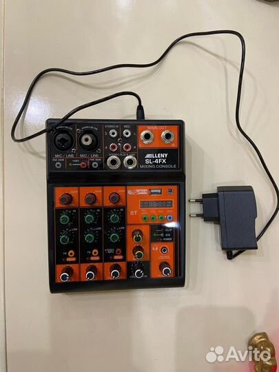 Микшерный пульт lleny SL- 4fx