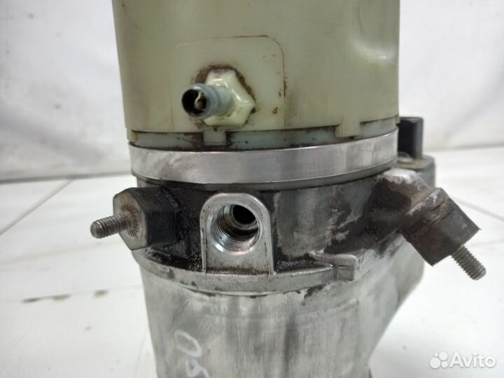 VW Polo (MK5) V Насос гидроусилителя