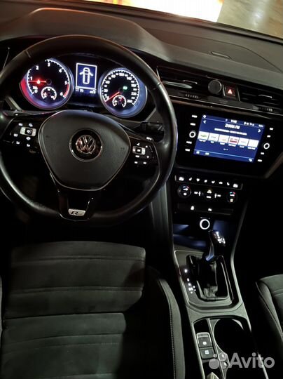 Volkswagen Touran 2.0 AMT, 2019, 74 140 км