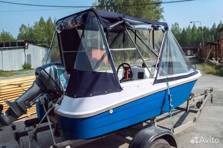 Лодка пластиковая Виза Легант - 350 Консоль