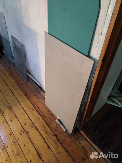 Зеркала, трюмо