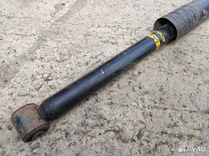 Амортизатор задний на Opel Corsa D