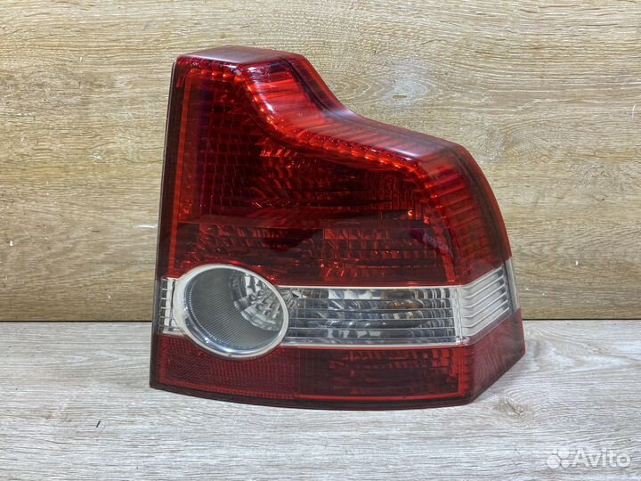 Фонарь задний правый Volvo S40 дорест Арт. 111568
