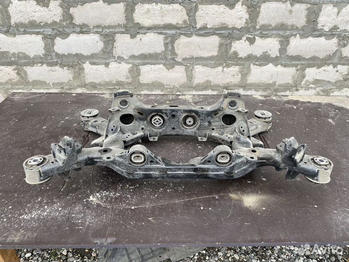 Балка задняя (подрамник) Kia Stinger / Кия Стингер