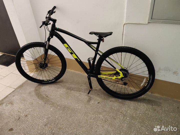 Велосипед GT avalanche sport