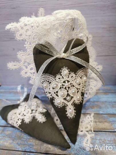 Сердца кружево жемчуг