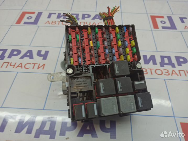 Блок предохранителей Ford Fiesta (Mk VI) 6S6T14401